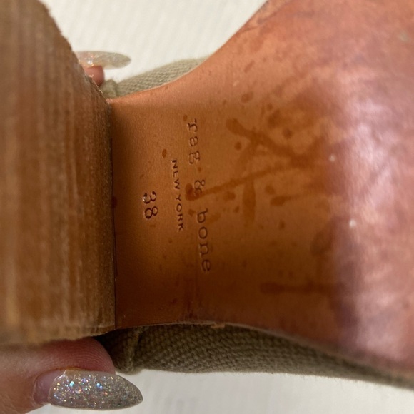 Rag and Bone New York Newbury classic neutral heel booties size 8 women’s - Picture 11 of 12